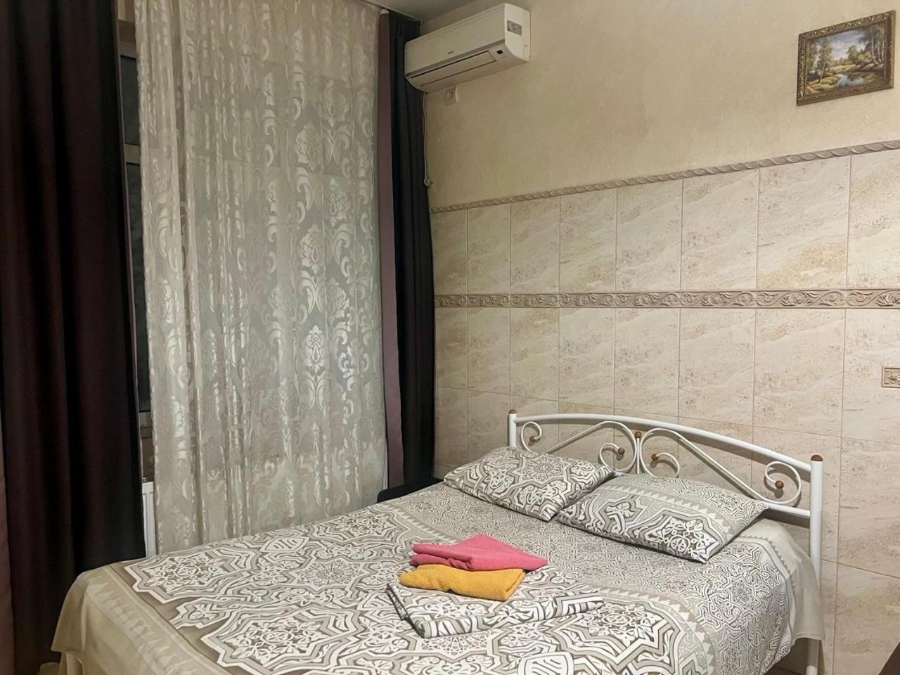 Studio Apartment Metro Pechersk เคียฟ ภายนอก รูปภาพ